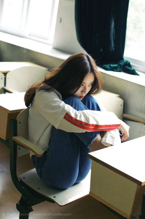 生态足球友谊赛:绿色生活新体验,足球师生友谊赛