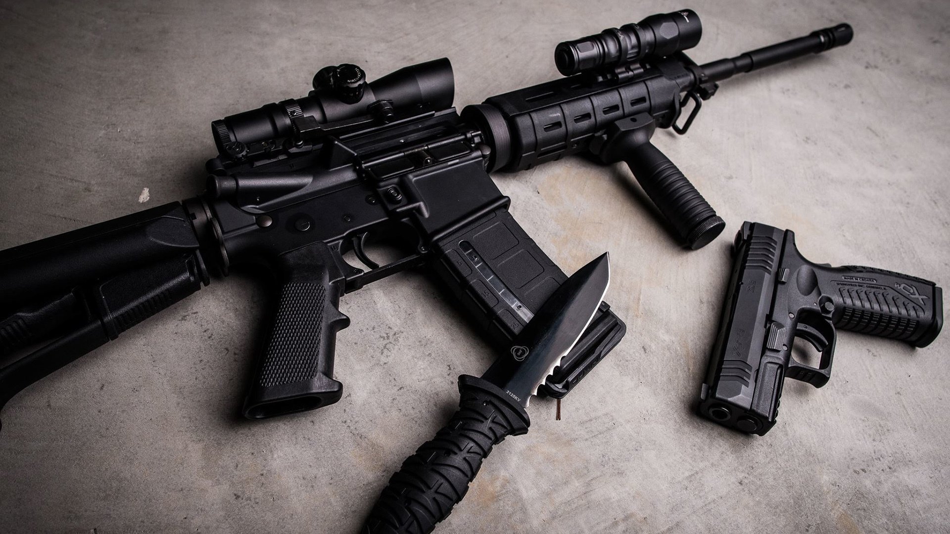 EDG举办职业选手心理适应能力培训